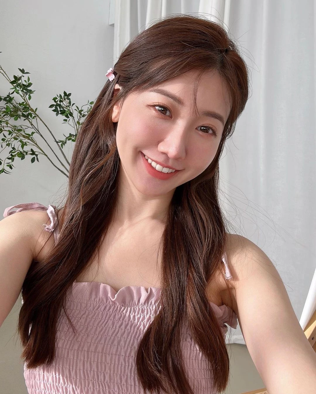 28201215.webp