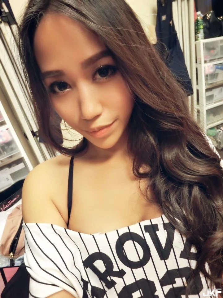 16890830.webp