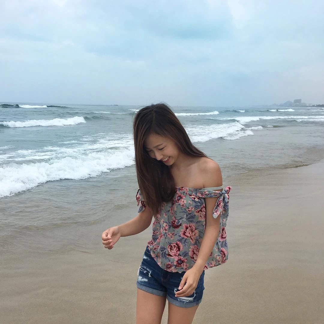4360626.webp