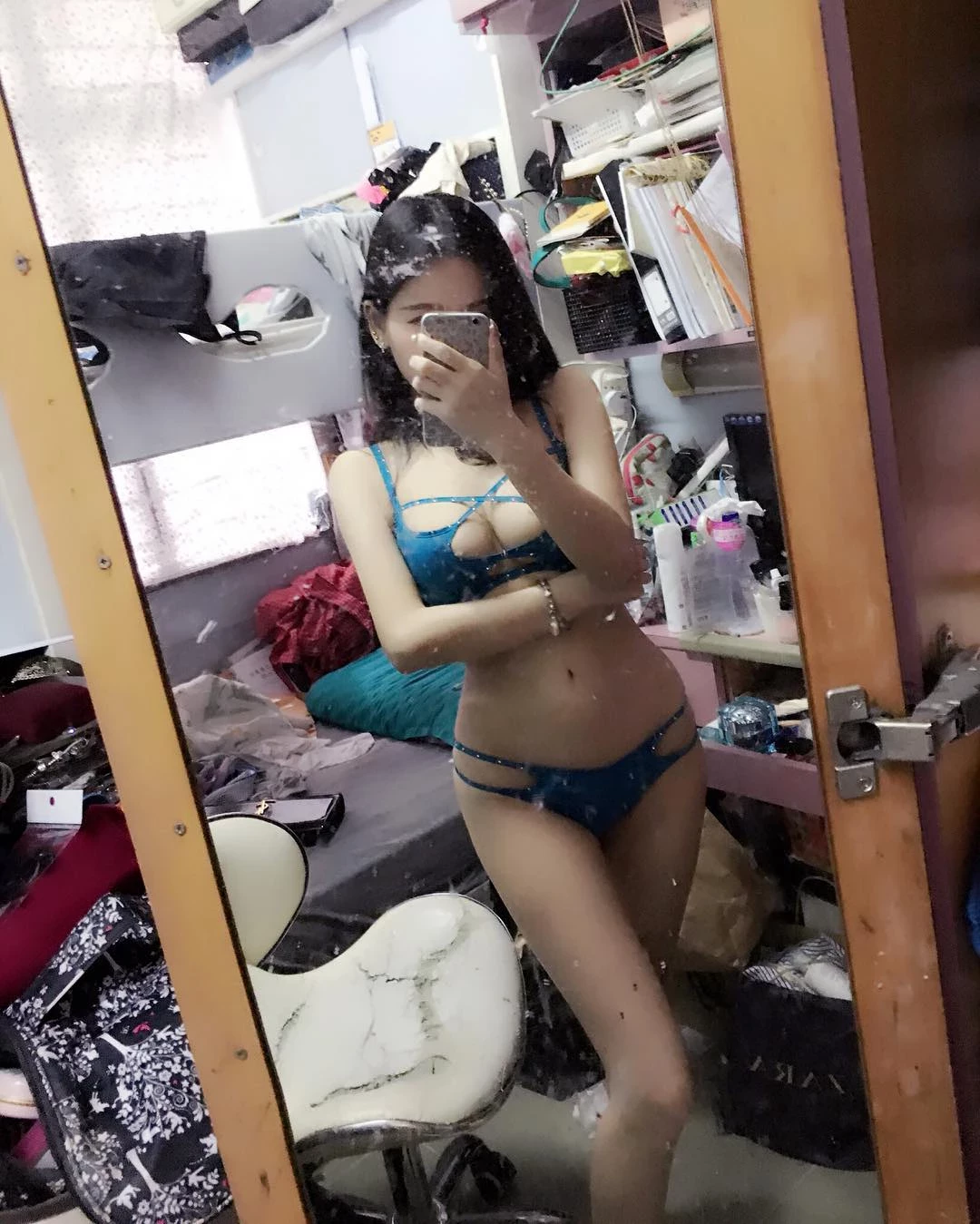 4424298.webp