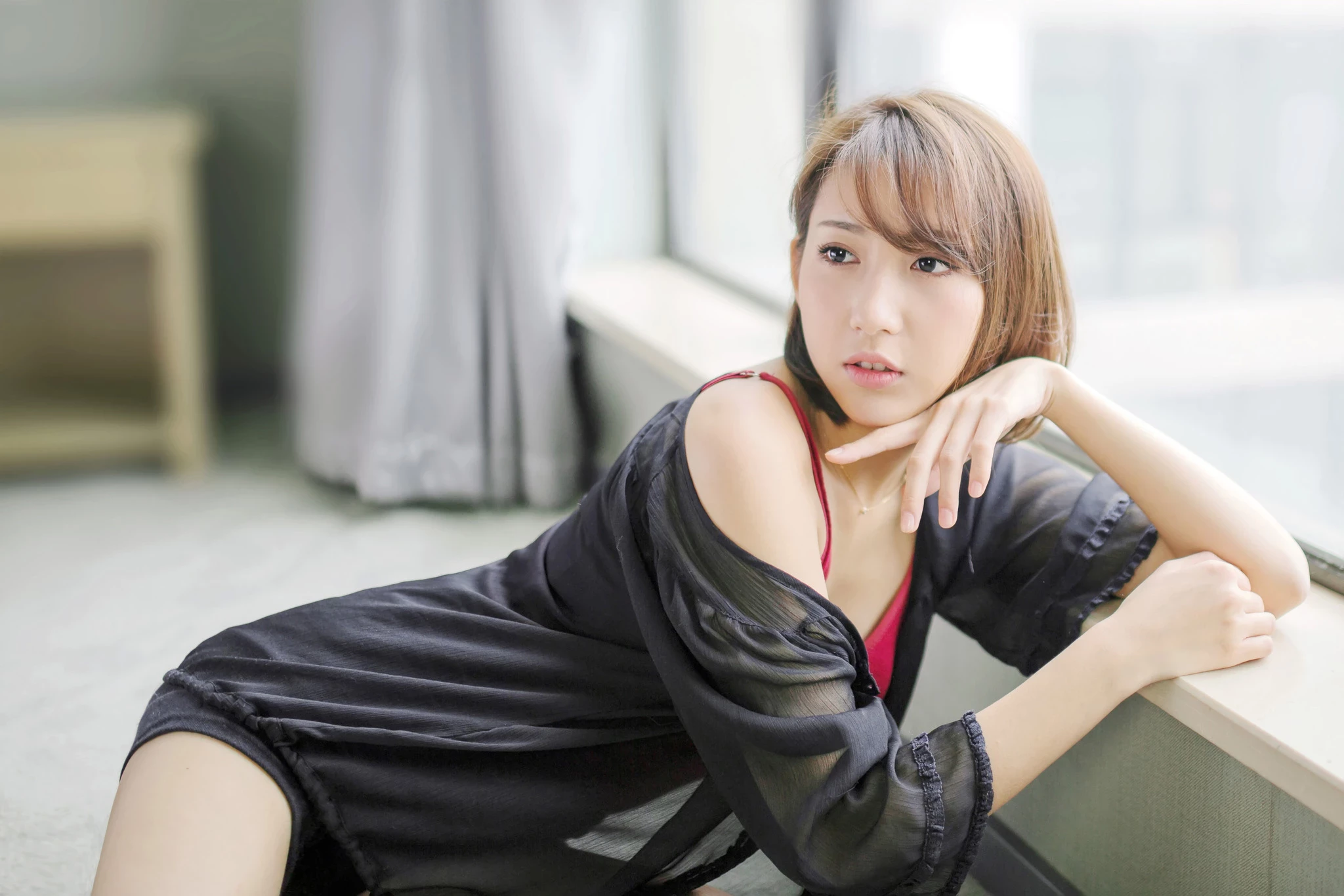 4056287.webp