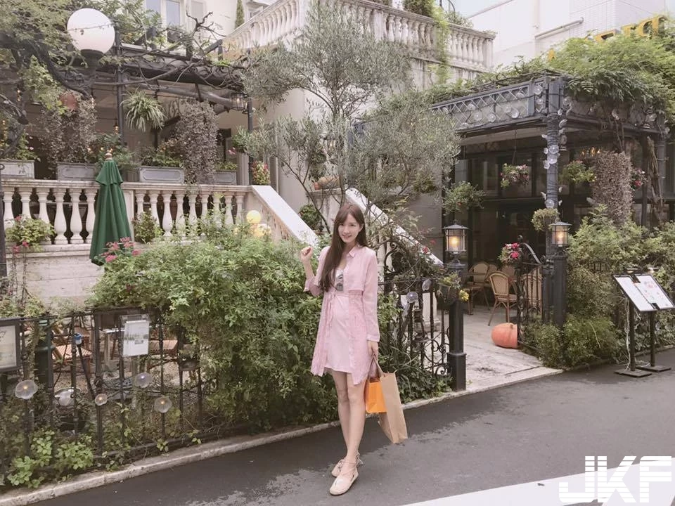 7253196.webp
