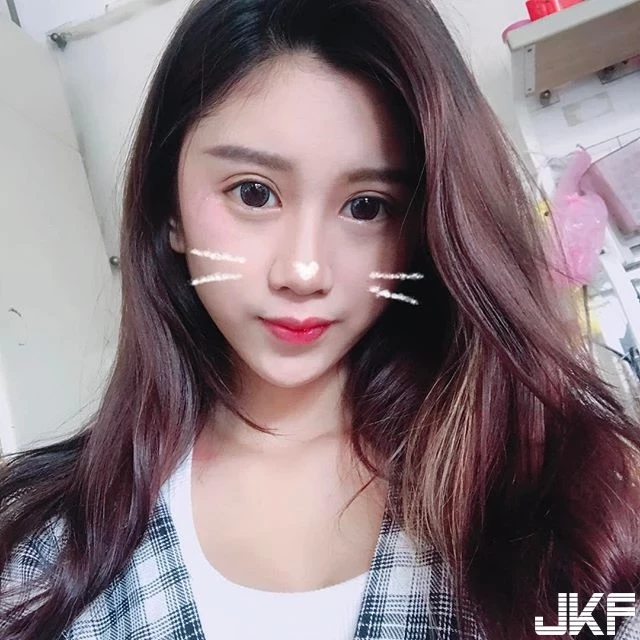 5012810.webp