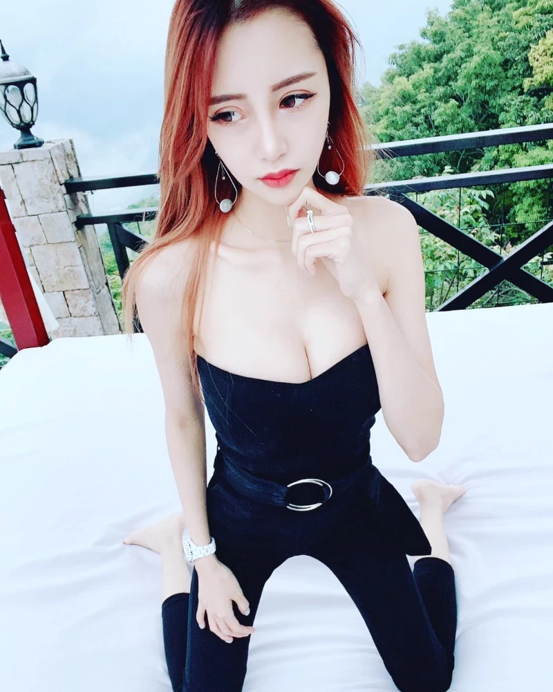 4031600.webp