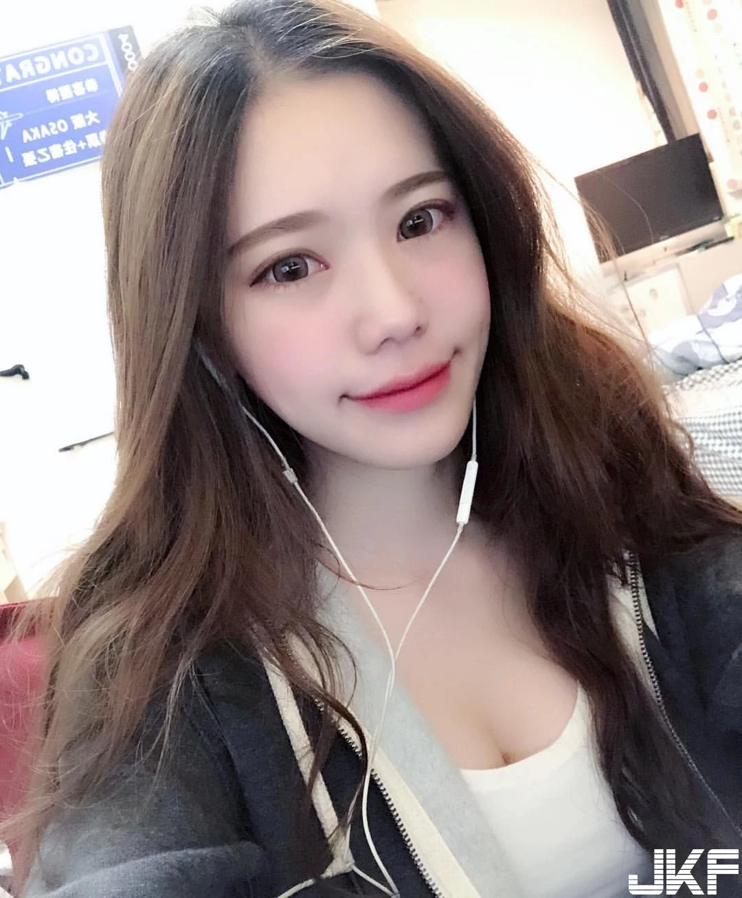 4516266.webp