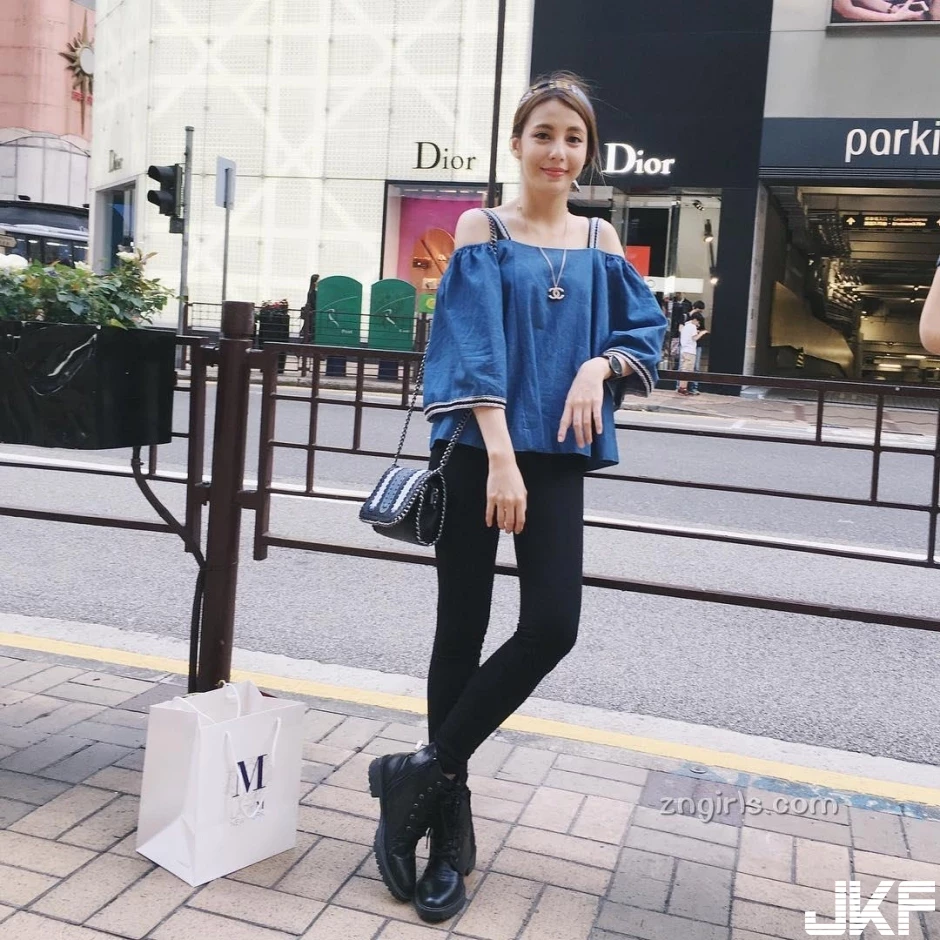 7267956.webp