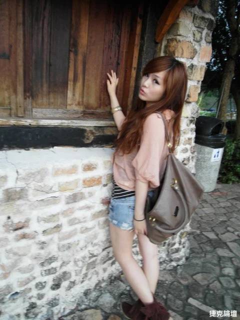 17537973.webp