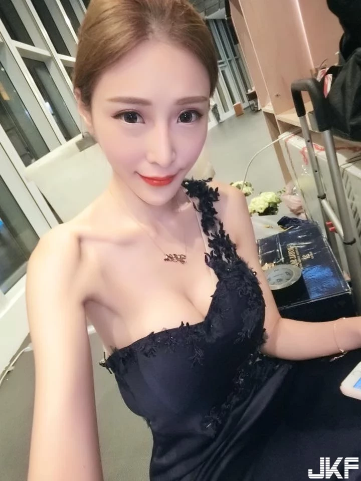 7243719.webp