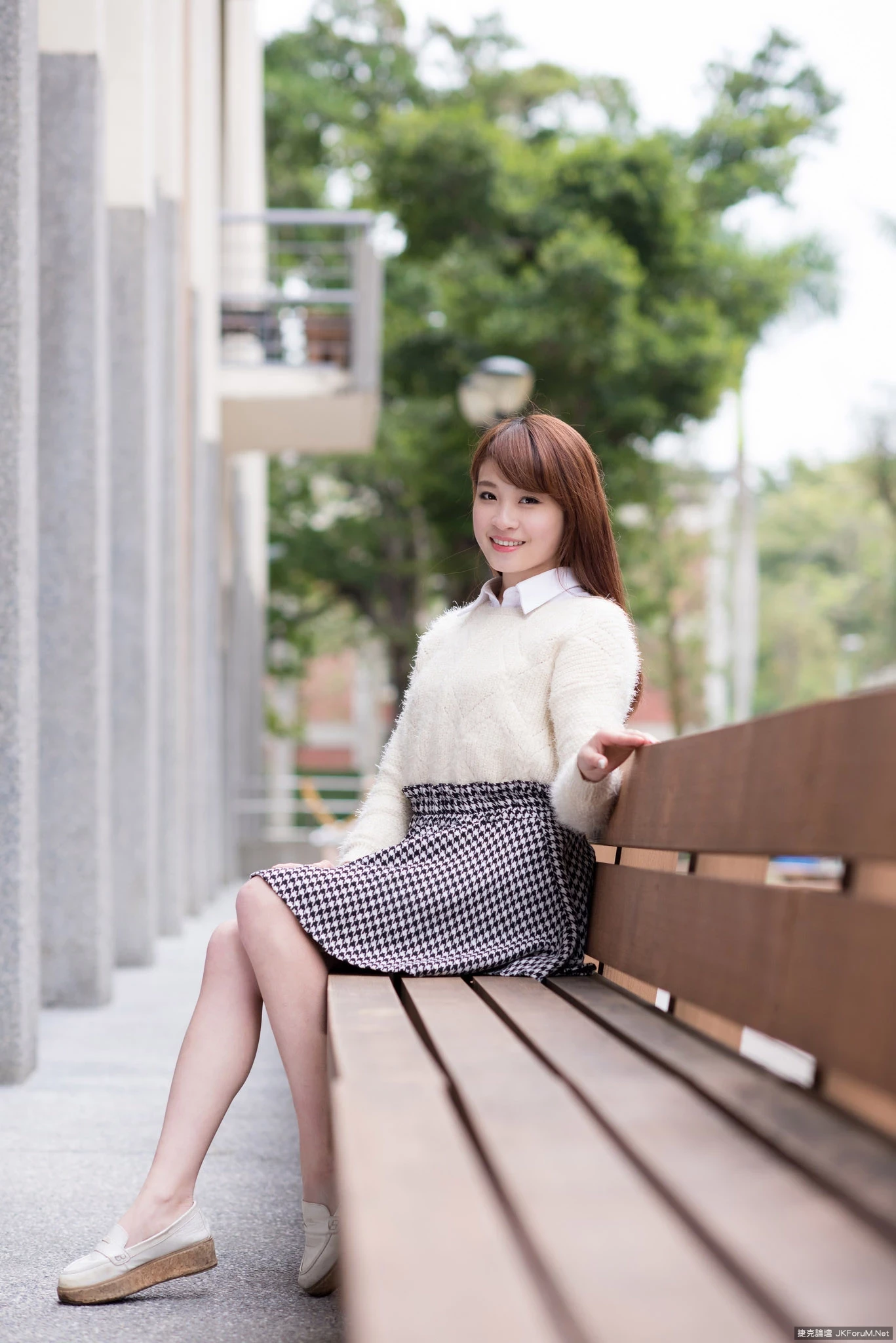 17087051.webp