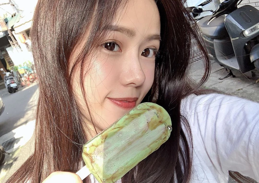 1705081.webp