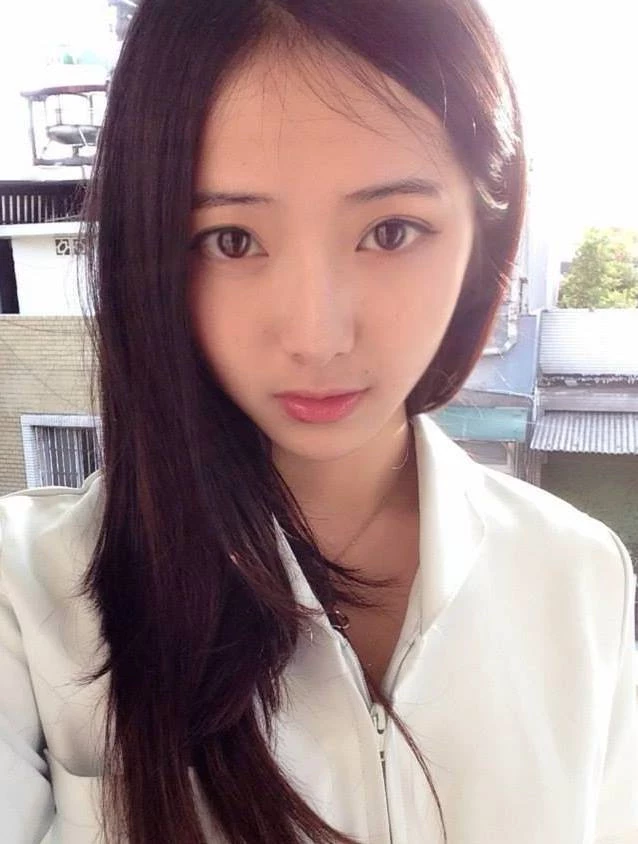 7277158.webp