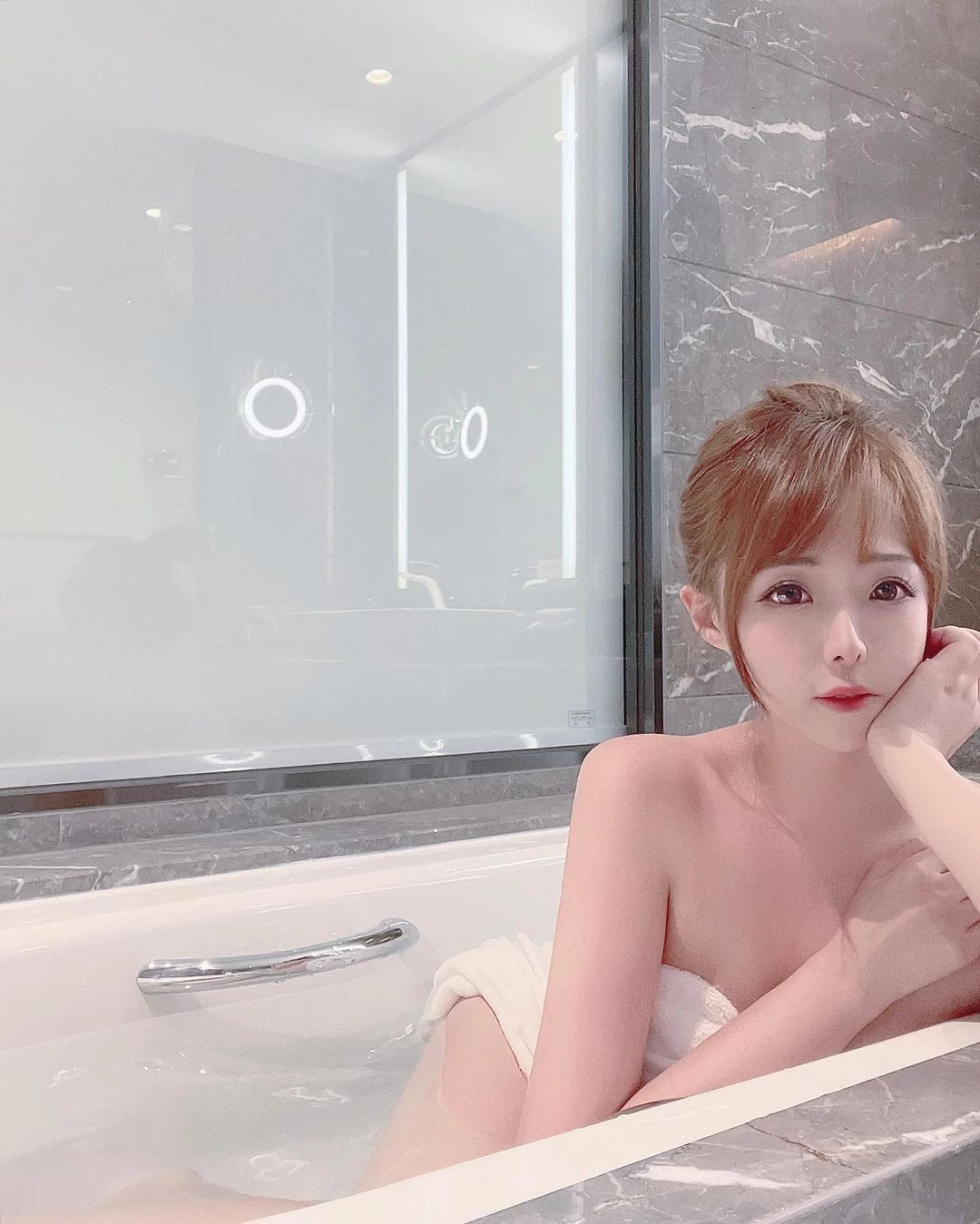 19395982.webp