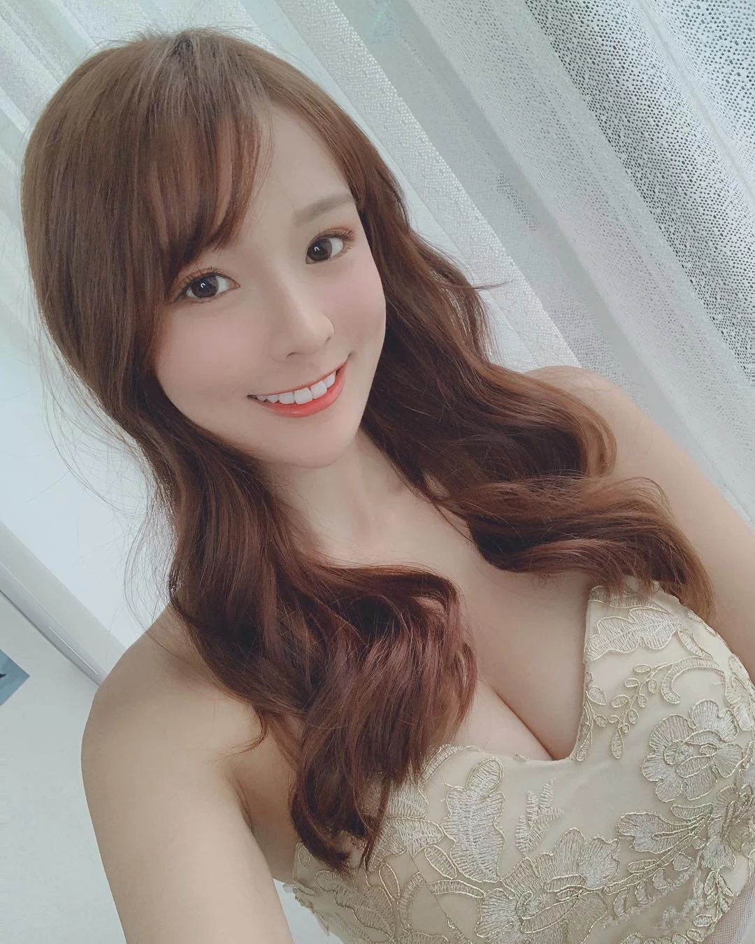 4046580.webp