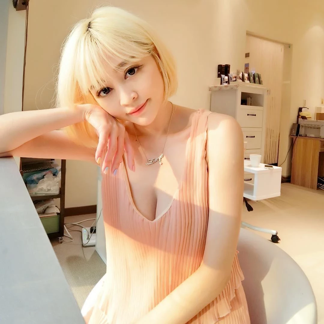 4250482.webp