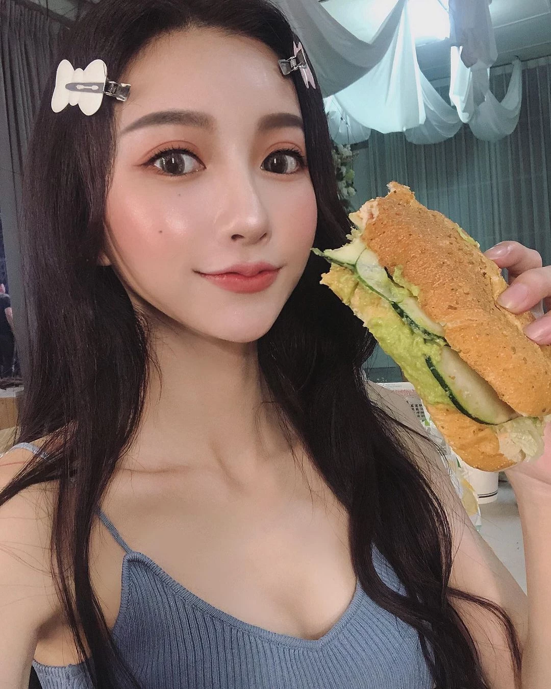 19669419.webp
