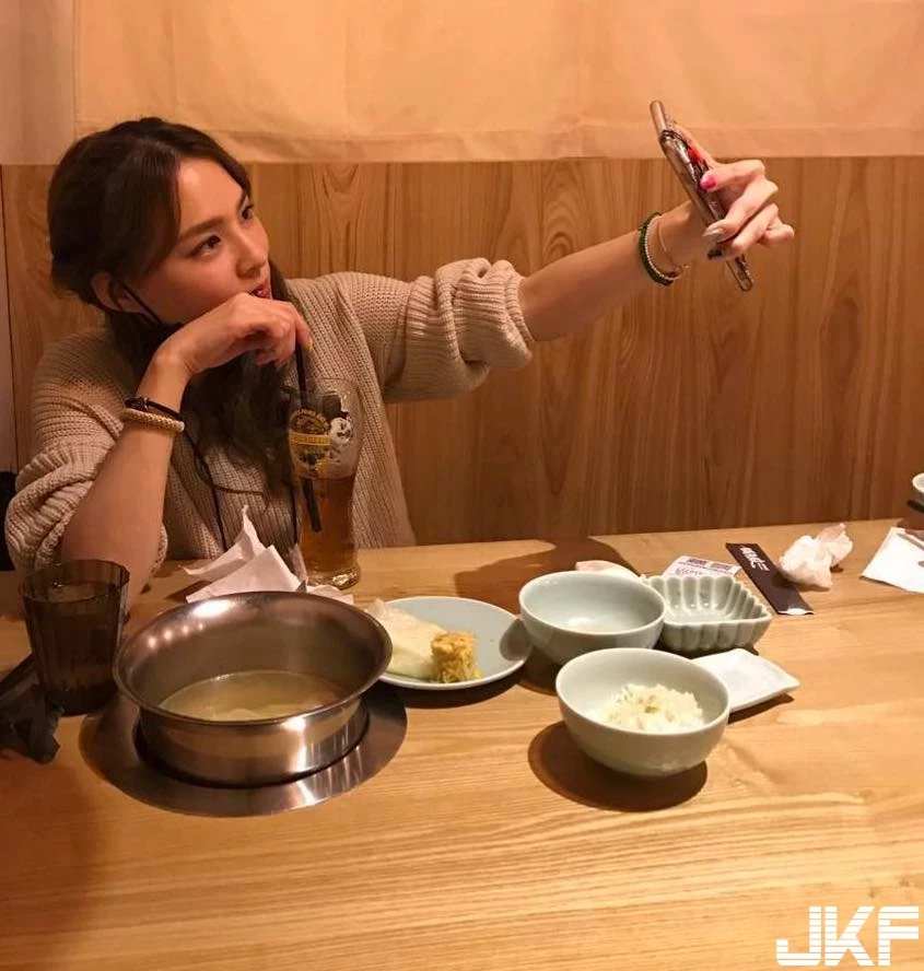 16801394.webp