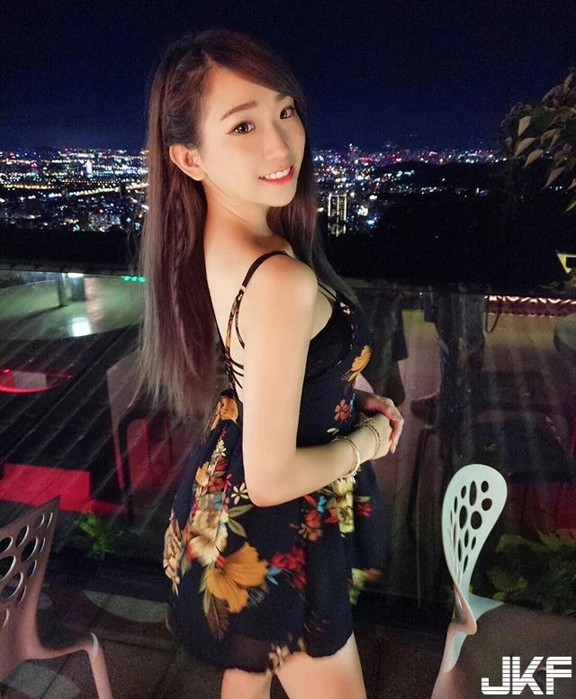 5006587.webp