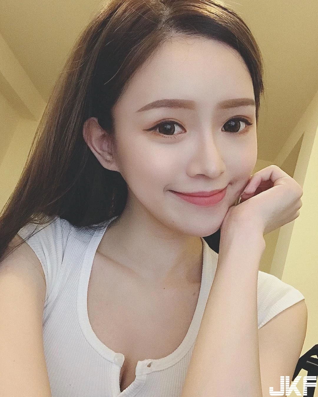 4829099.webp