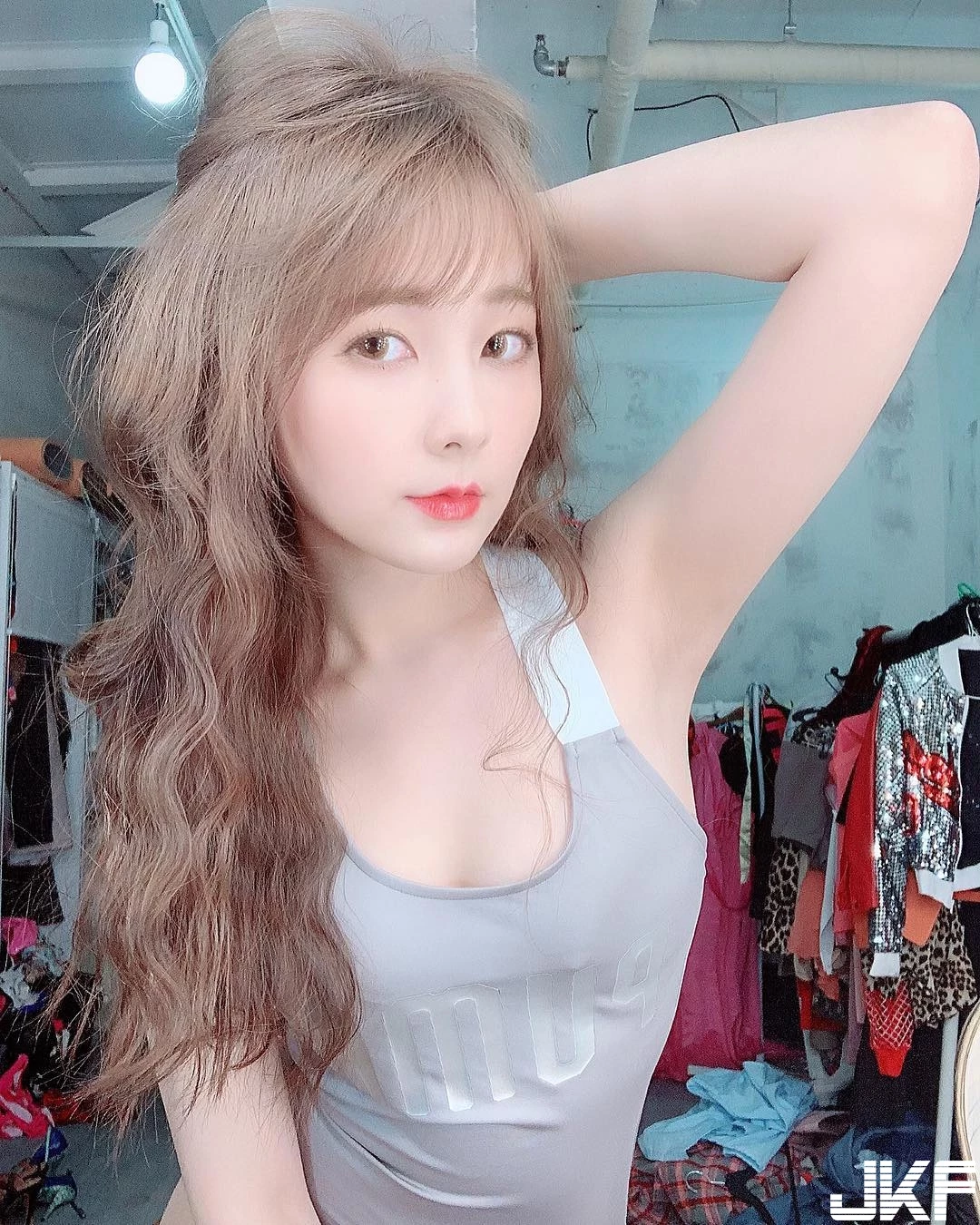 5239490.webp