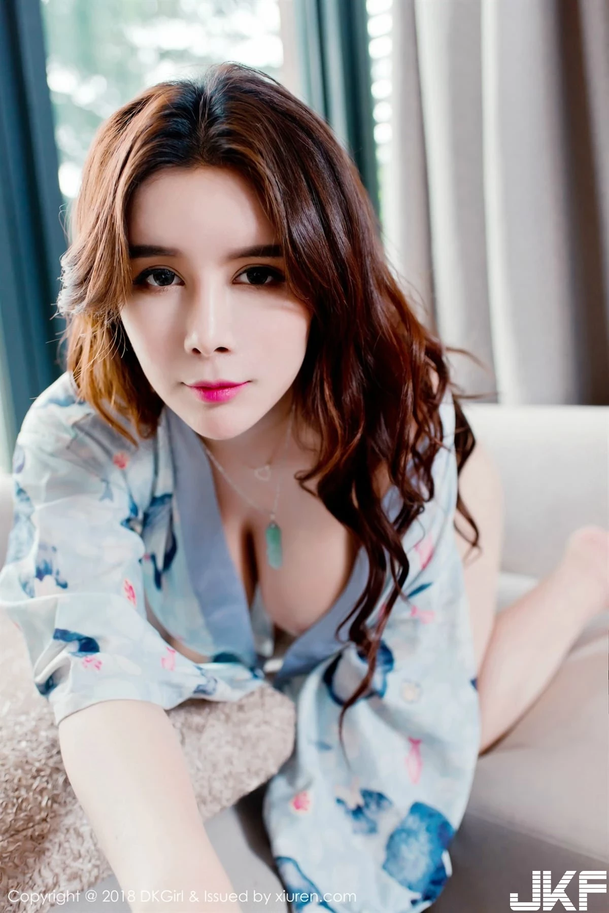 8392224.webp