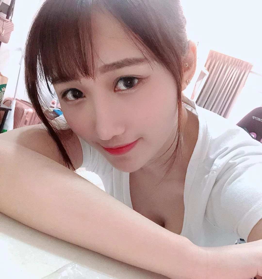 4171322.webp