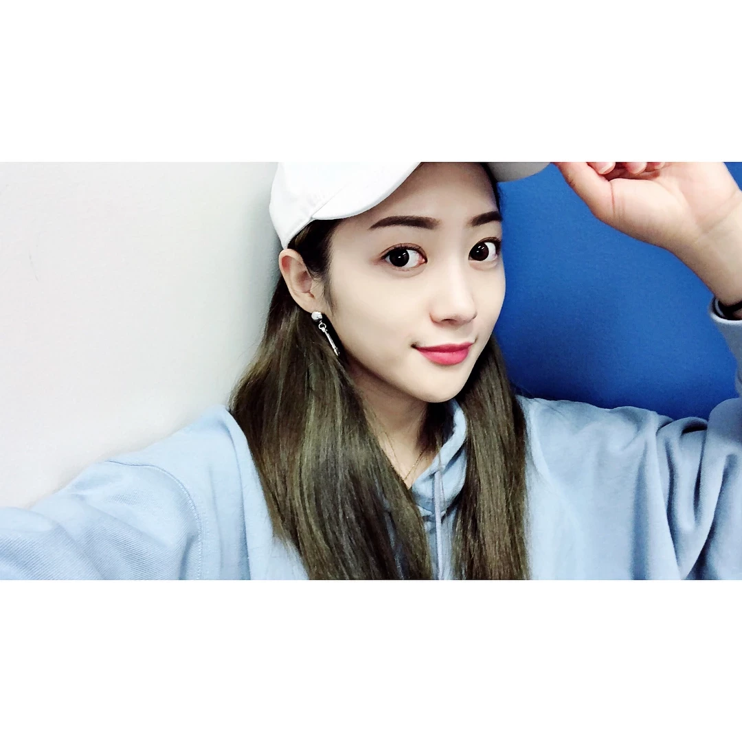 145435ywjcrx5z9000l3ss.webp