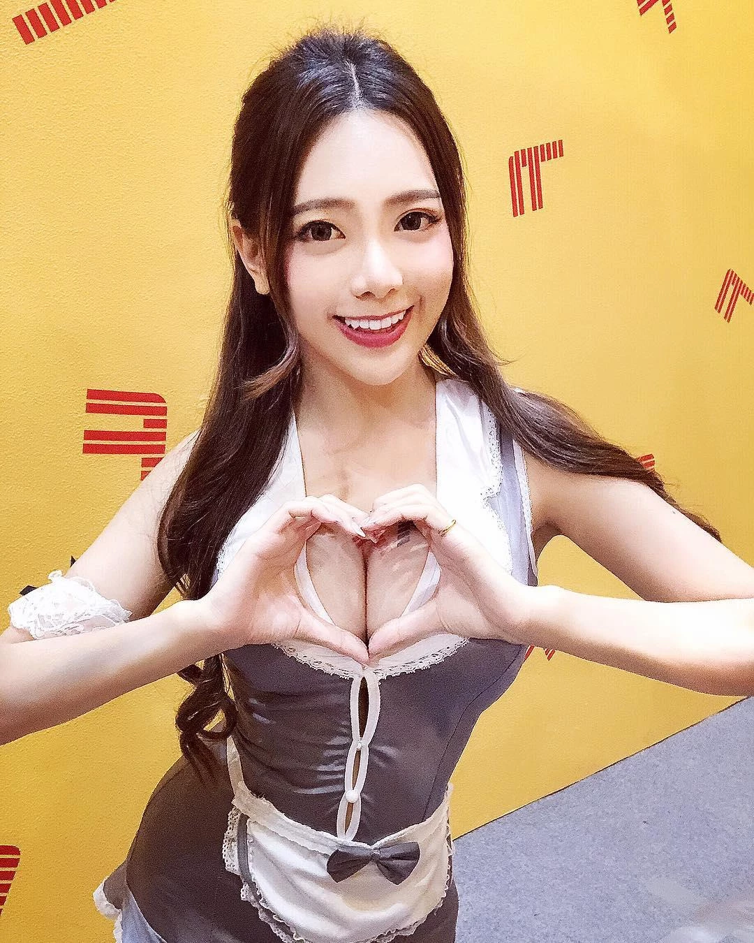191320qcd90dc6eyde6clu.webp
