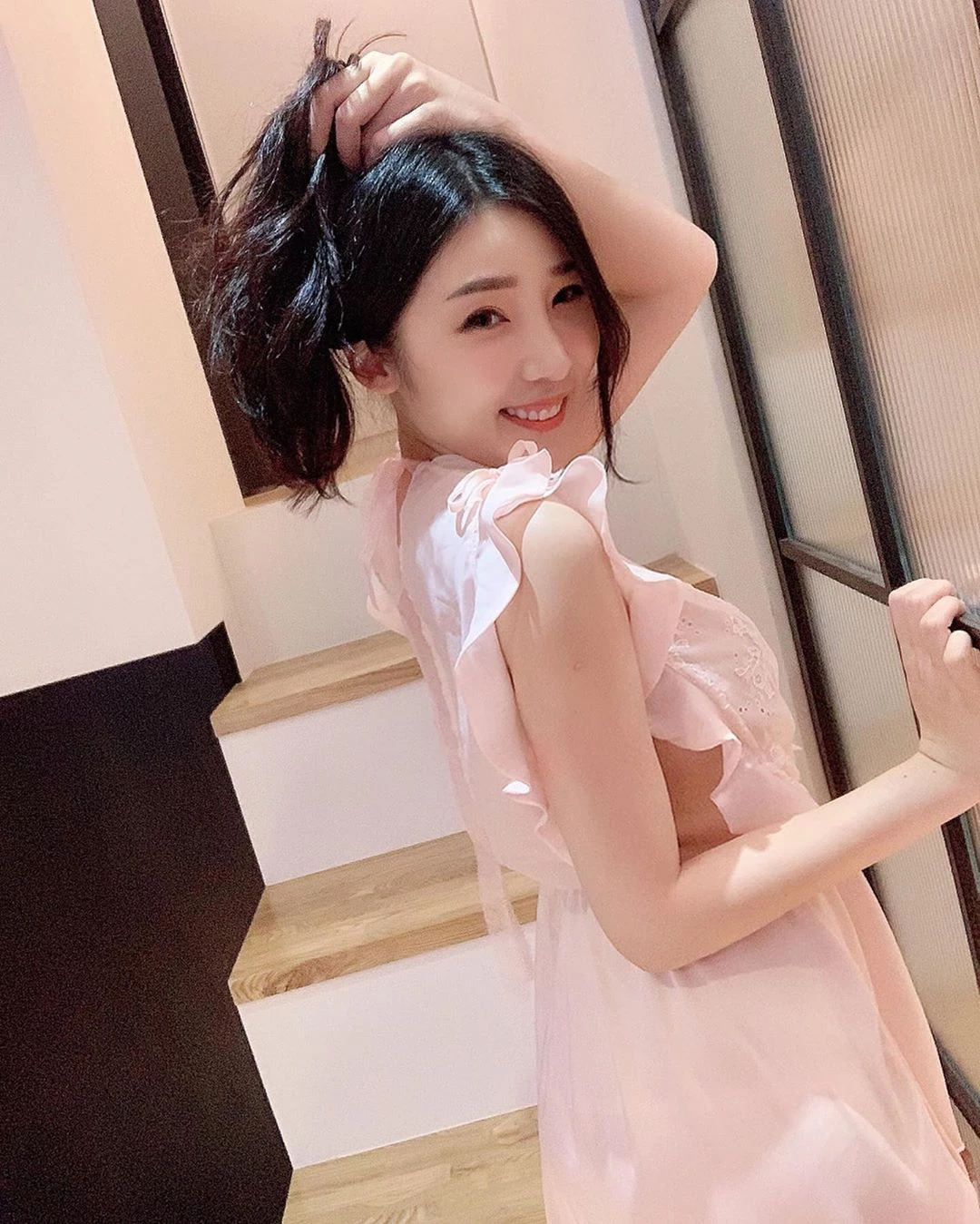 150616n5yz44223m3q245m.webp