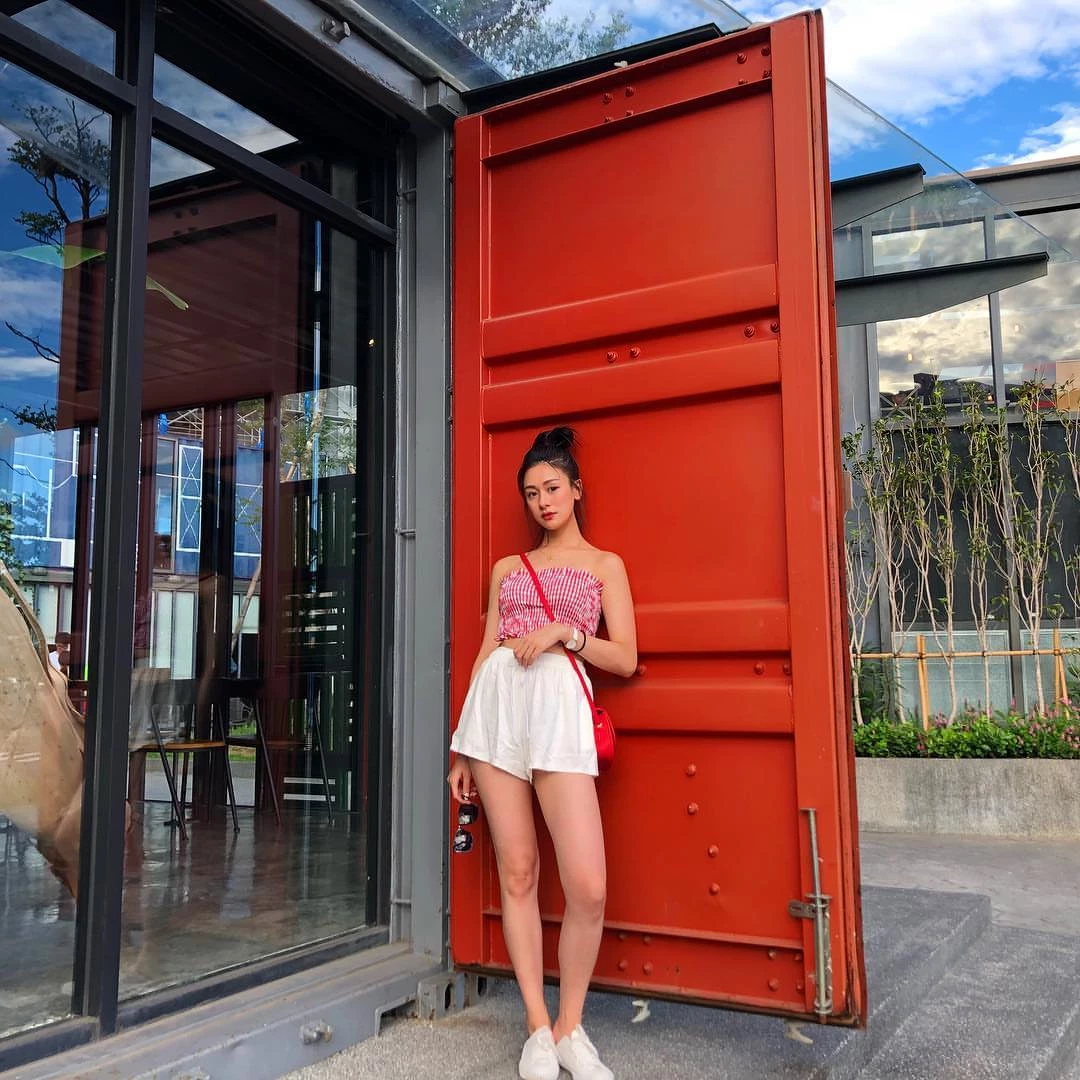 162453e141ami6x8i6l6a6.webp