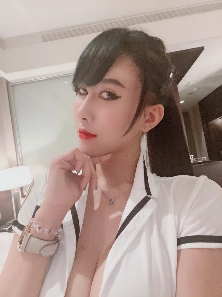 182701d34c77d355hcdk7n.webp