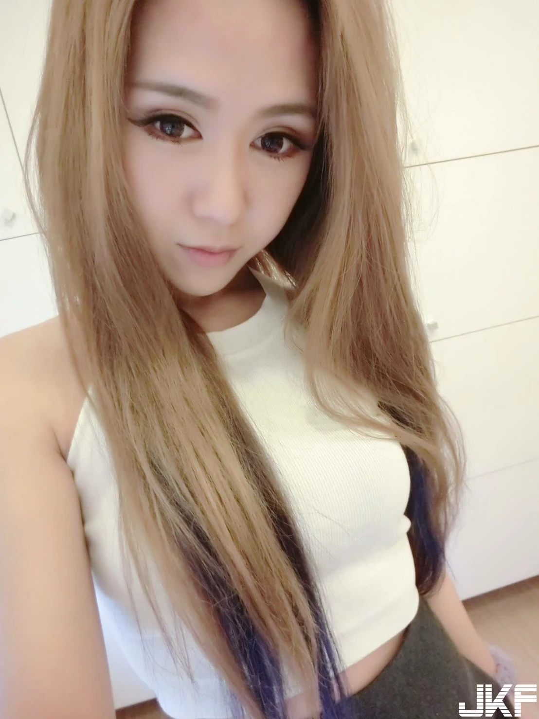 160604tk6yk7s7ldj5z1z9.webp