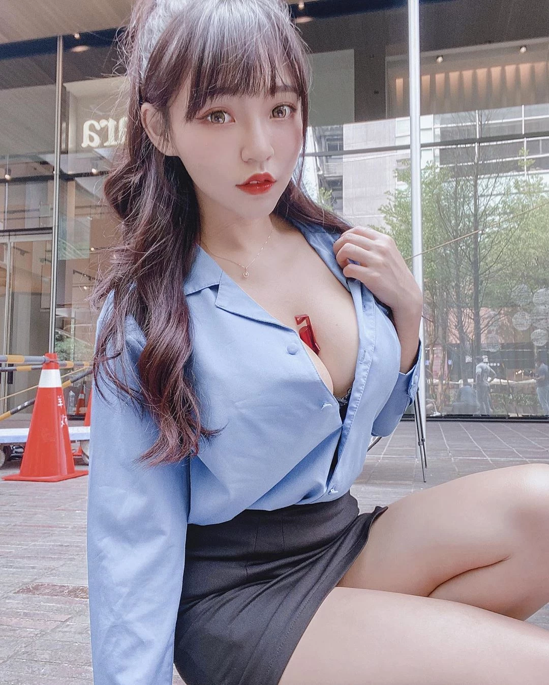 3998423.webp